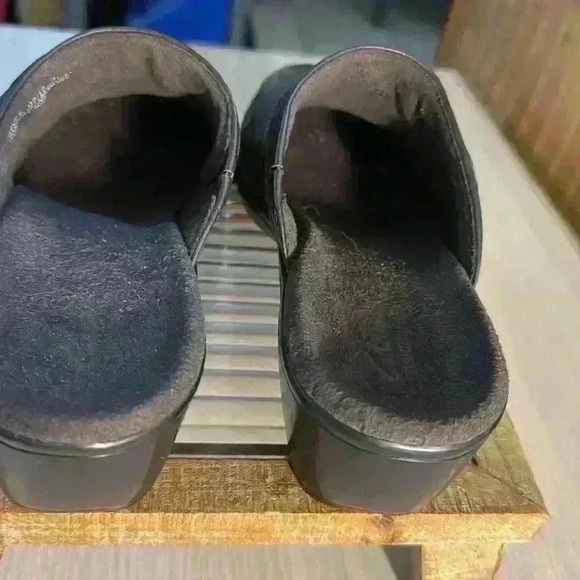 Clark Bendables Brown Leather Round Toe Low Heel Mules - Picture 5 of 7